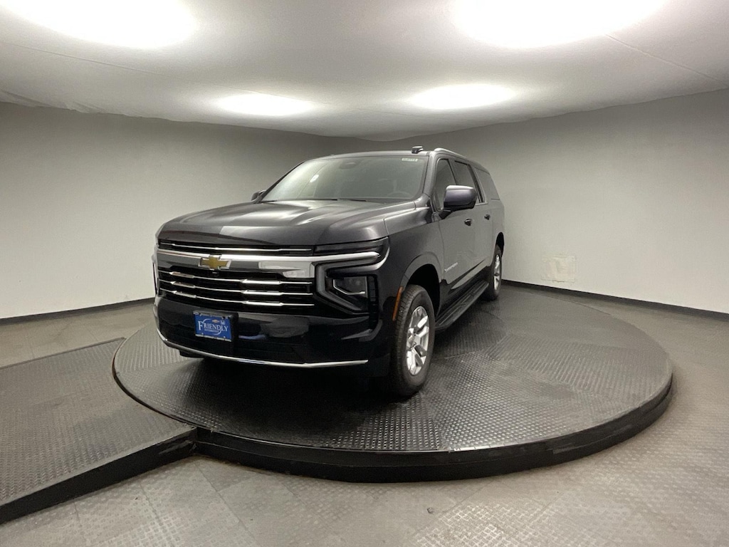 New 2026 Chevrolet Suburban LT SUV
