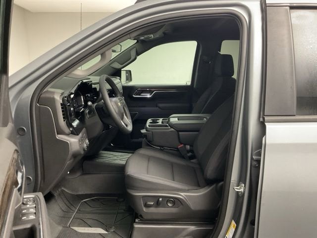 2026 Chevrolet Silverado 1500 LT - Photo 12