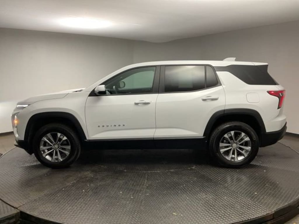 Used 2025 Chevrolet Equinox LT SUV