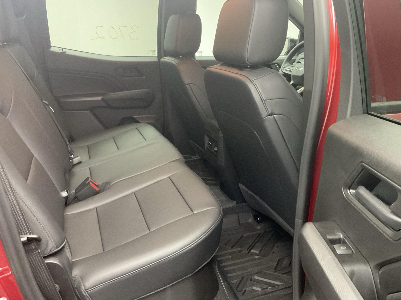 2026 Chevrolet Colorado Trail Boss - Photo 27