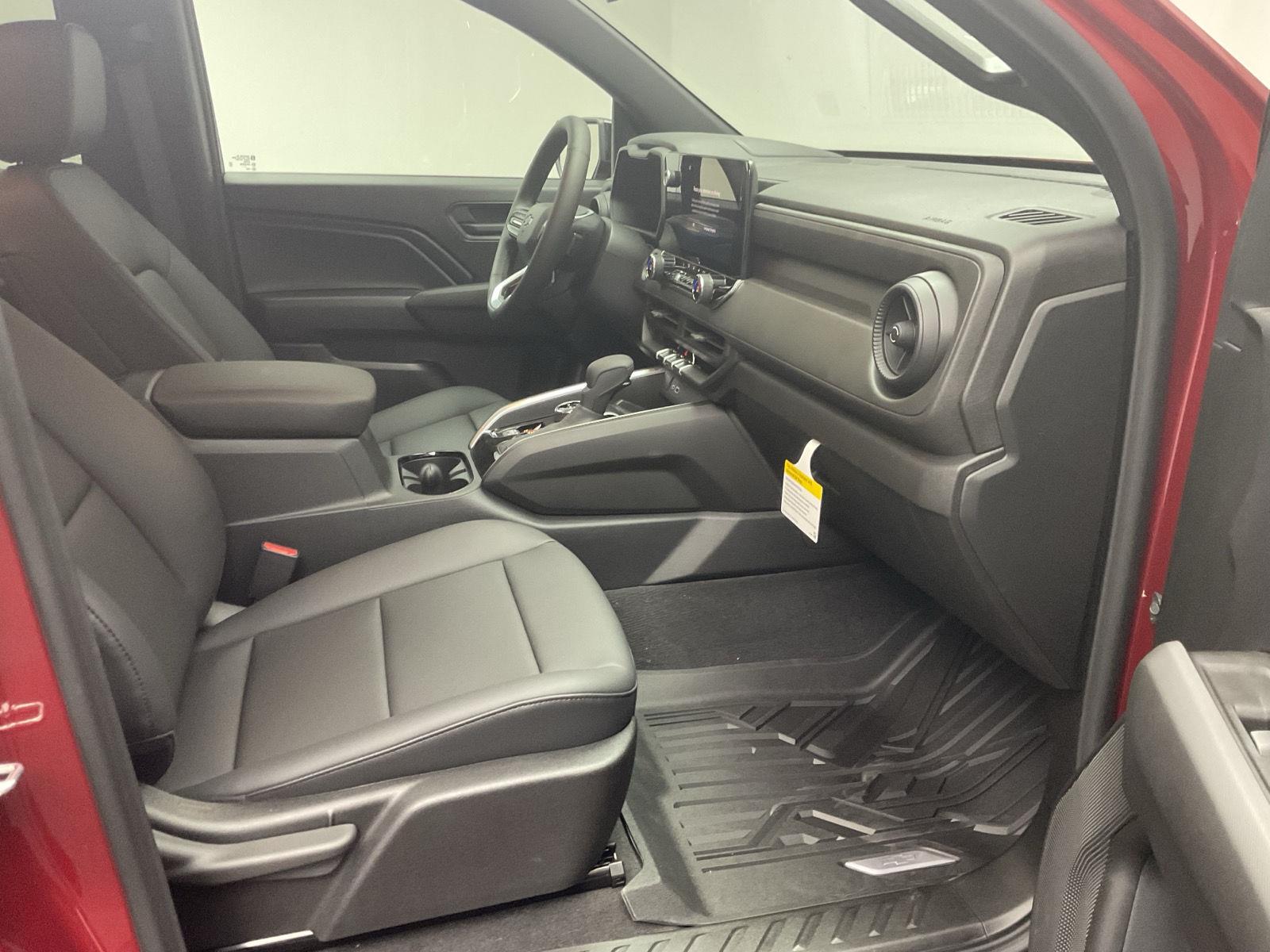 2026 Chevrolet Colorado Trail Boss - Photo 25