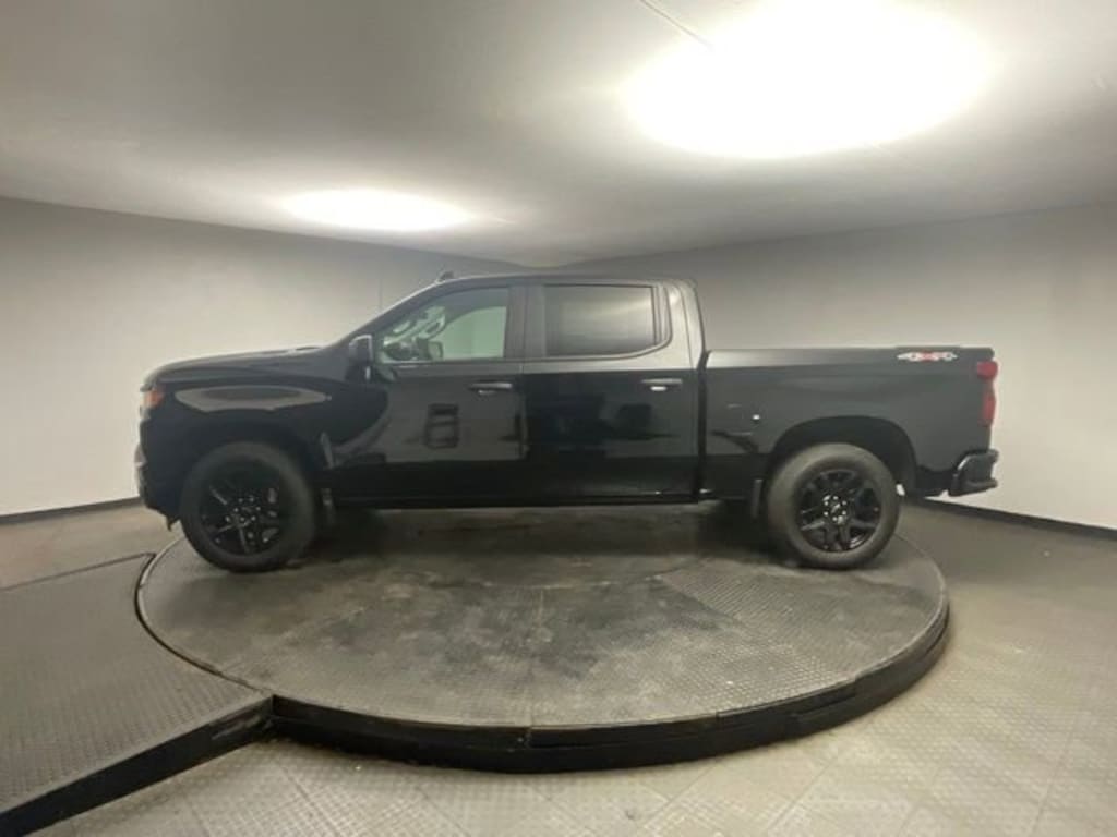 New 2026 Chevrolet Silverado 1500 Custom Truck