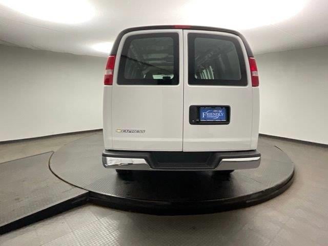 2026 Chevrolet Express Cargo Work Van - Photo 6