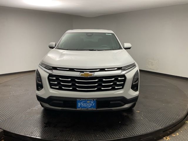 2026 Chevrolet Equinox LT photo 2