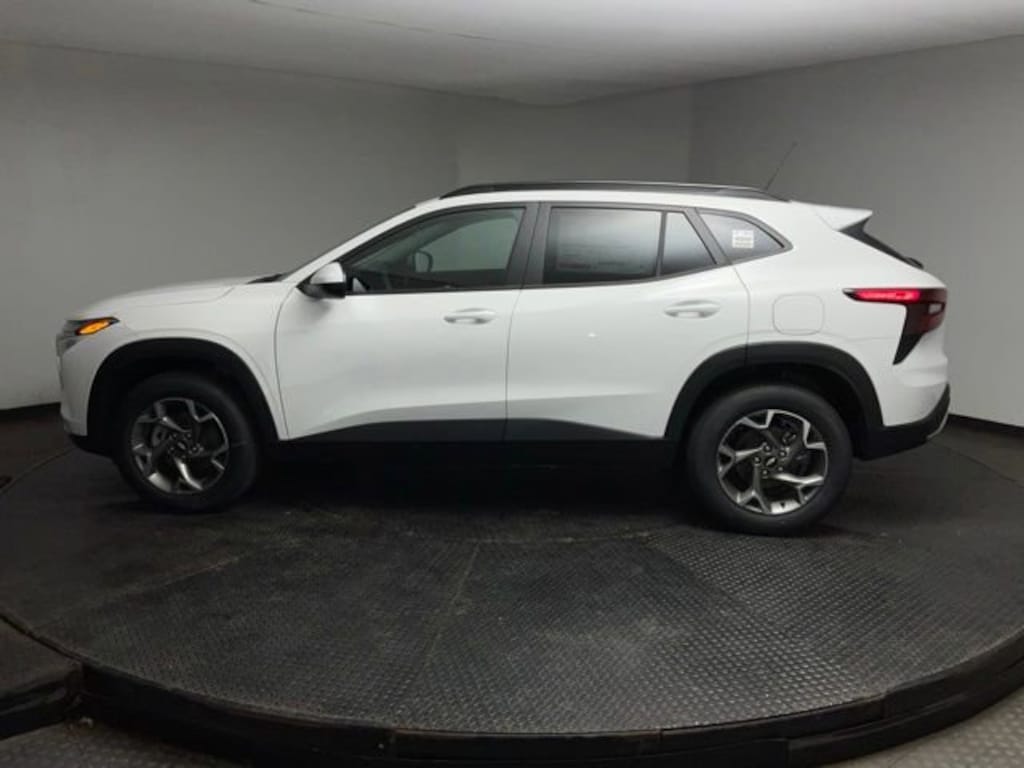New 2026 Chevrolet Trax LT SUV