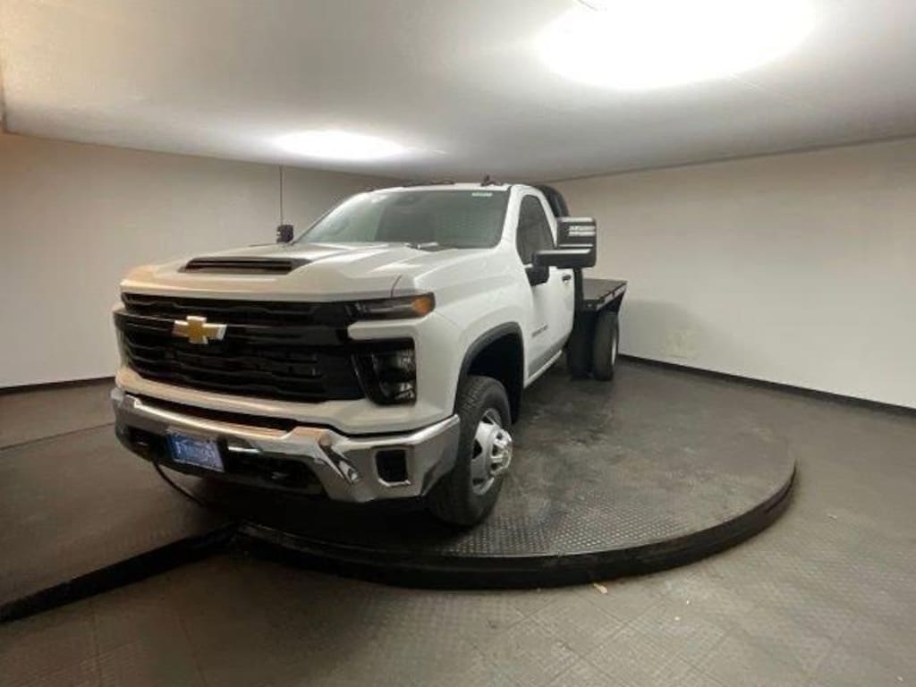New 2026 Chevrolet Silverado 3500 HD Chassis Cab Work Truck Truck