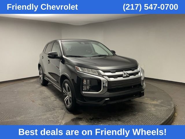 2025 Mitsubishi Outlander Sport SE's photo