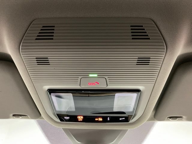 2025 Volkswagen Atlas SE w/Tech - Photo 20