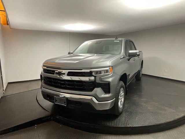2026 Chevrolet Silverado 1500 LT photo 3