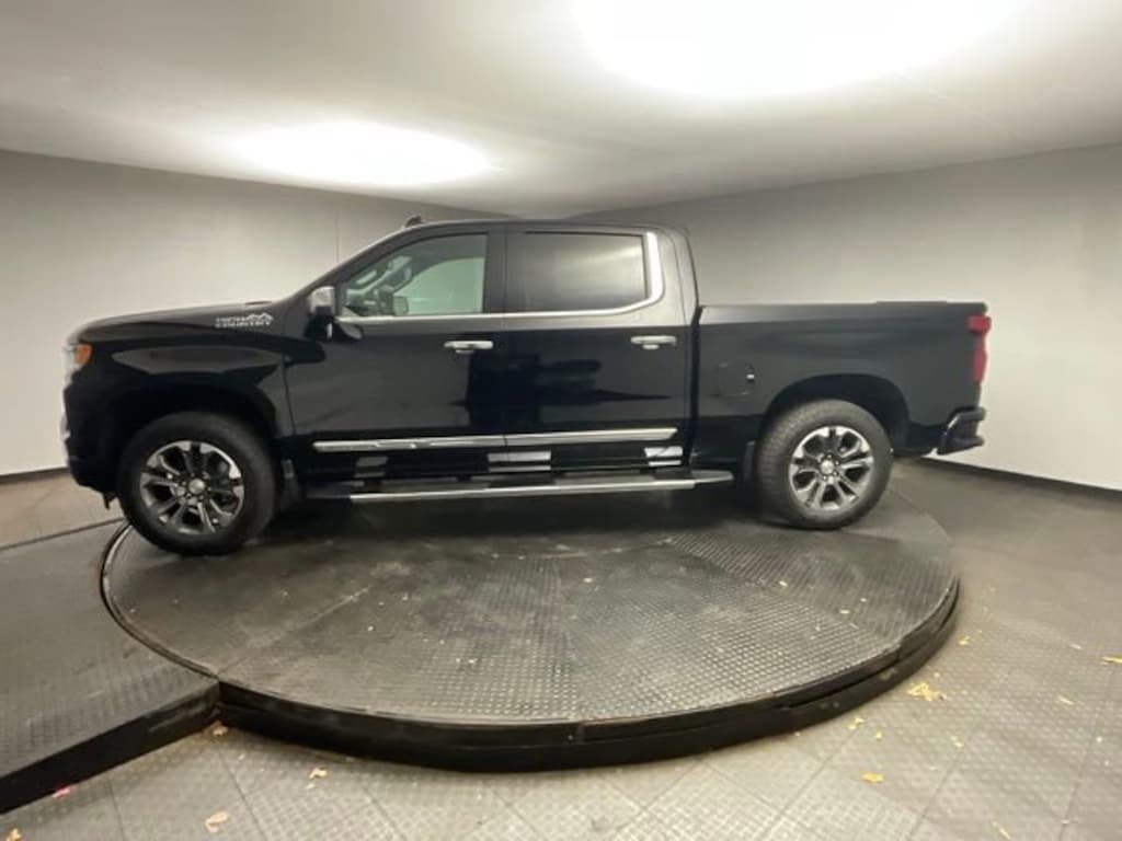 New 2026 Chevrolet Silverado 1500 High Country Truck