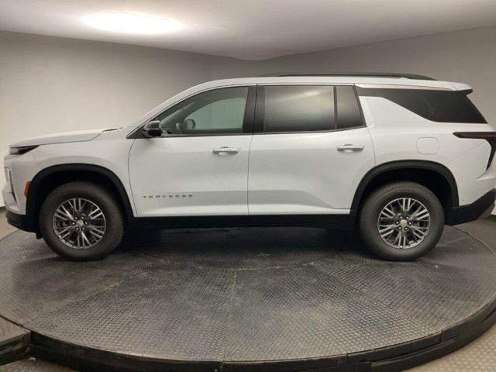 New 2026 Chevrolet Traverse LT SUV