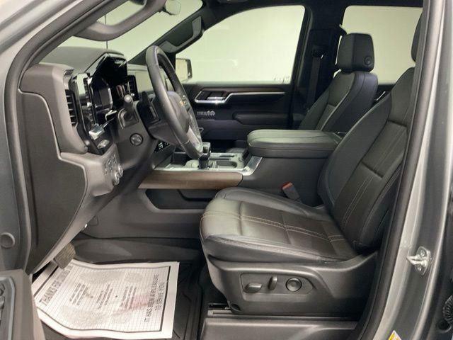 2025 Chevrolet Silverado 1500 High Country - Photo 14