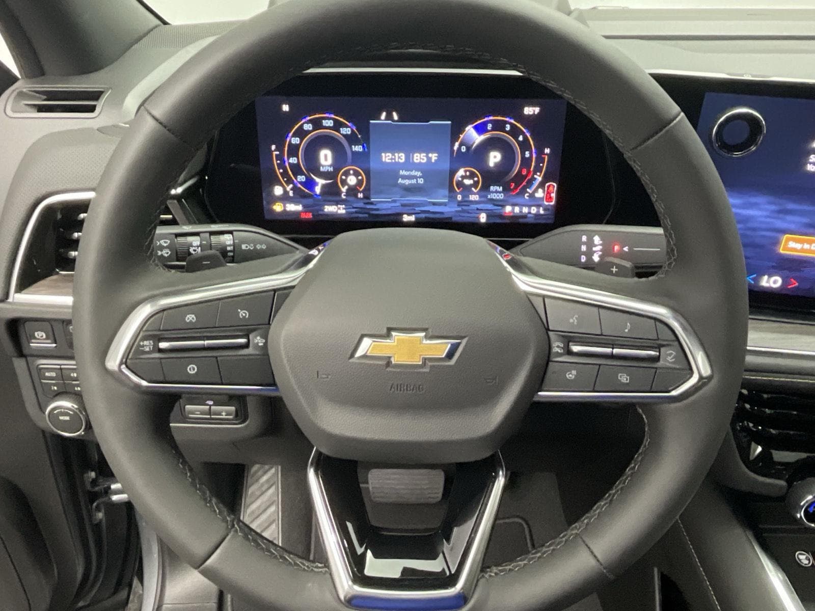 2026 Chevrolet Suburban Premier - Photo 14