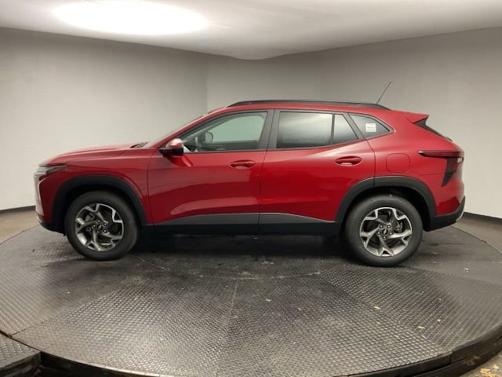 New 2026 Chevrolet Trax LT SUV