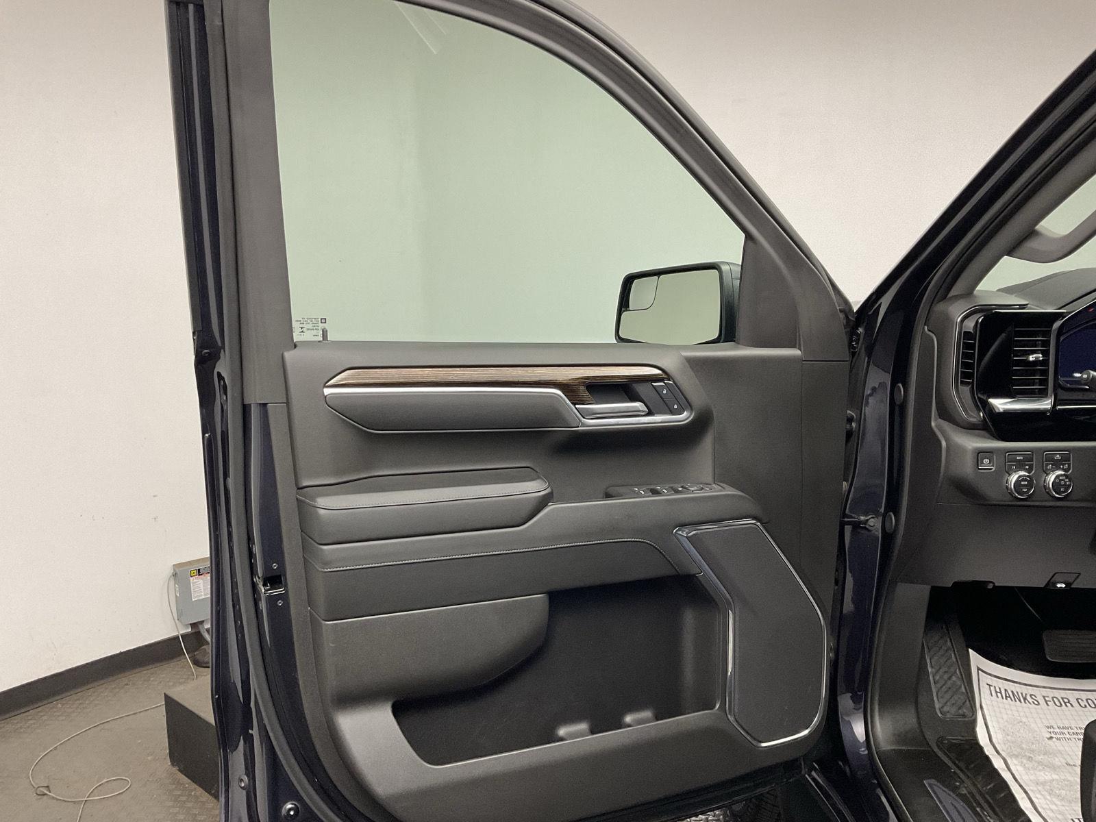 2025 GMC Sierra 1500 Elevation - Photo 9