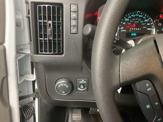 2026 Chevrolet Express Cargo Work Van - Photo 13