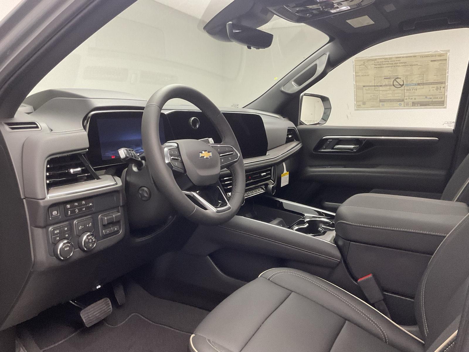 2026 Chevrolet Suburban Premier - Photo 11