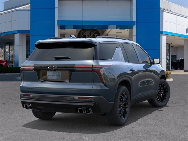 2026 Chevrolet Traverse photo 2