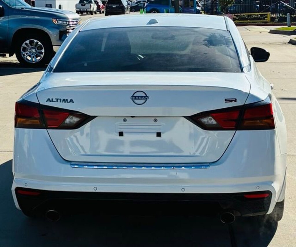 Used 2023 Nissan Altima 2.5 SR