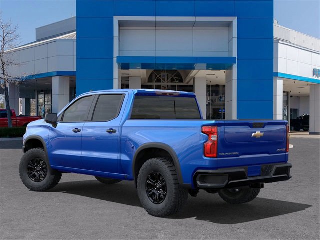 2025 Chevrolet Silverado 1500 ZR2 photo 3