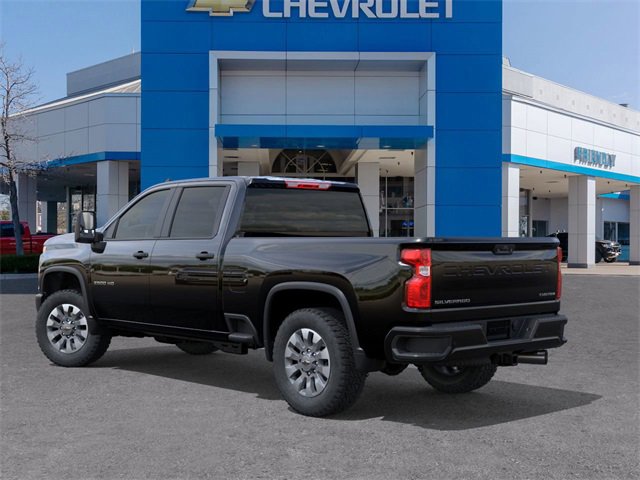 2026 Chevrolet Silverado High Country Custom photo 3