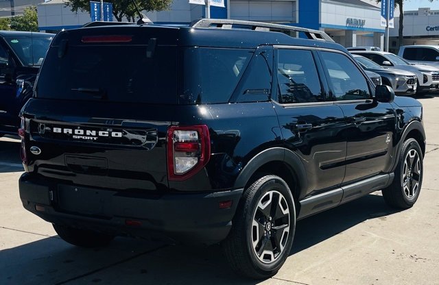2024 Ford Bronco Sport Outer Banks photo 2