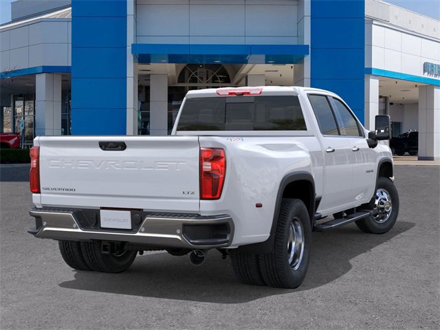 2025 Chevrolet Silverado 3500HD LTZ photo 4