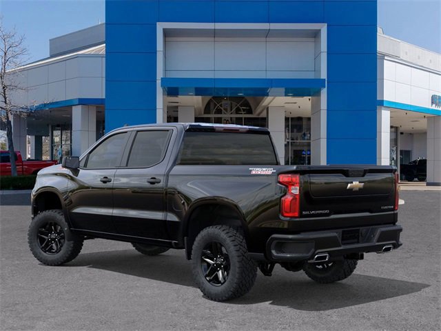 2026 Chevrolet Silverado 1500 Custom Trail Boss photo 2