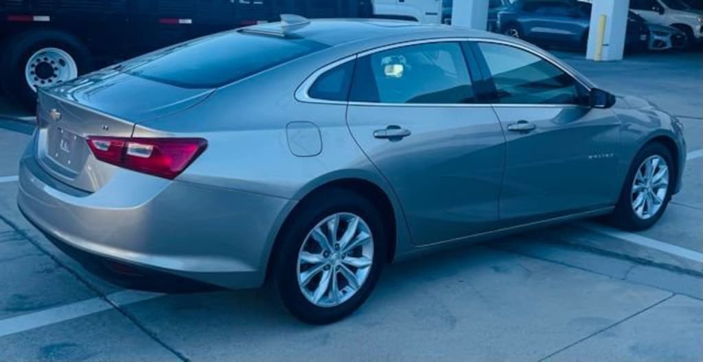 Used 2023 Chevrolet Malibu LT Car