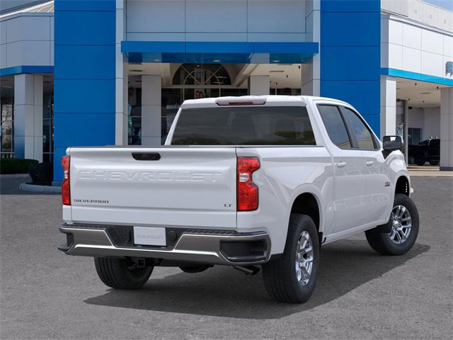 2026 Chevrolet Silverado LT photo 2