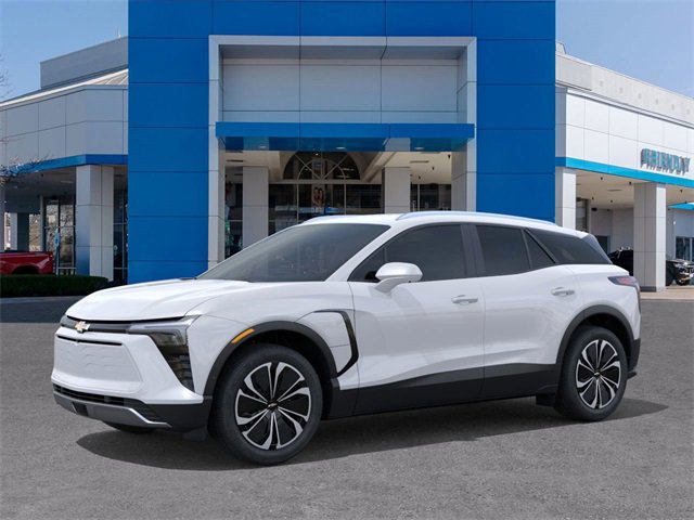2026 Chevrolet Blazer EV photo 2