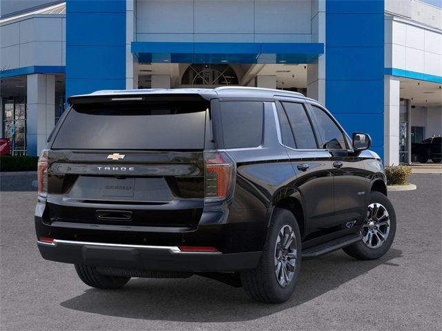 2025 Chevrolet Tahoe LS photo 3