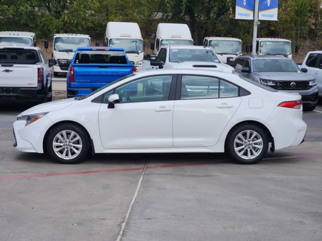 Used 2023 Toyota Corolla LE