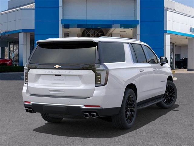 2025 Chevrolet Suburban High Country photo 4