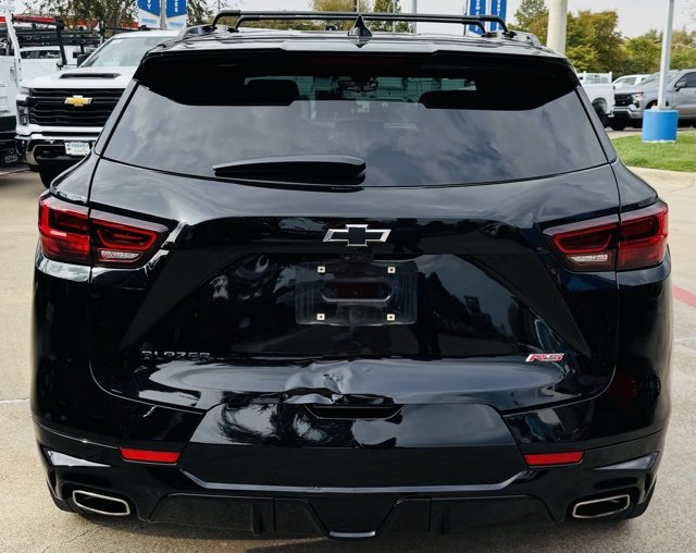 2023 Chevrolet Blazer RS photo 2