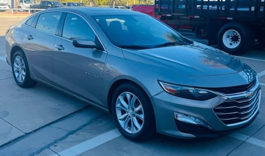 Used 2023 Chevrolet Malibu LT Car