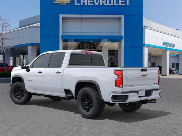 2026 Chevrolet Silverado 2500HD ZR2 photo 3