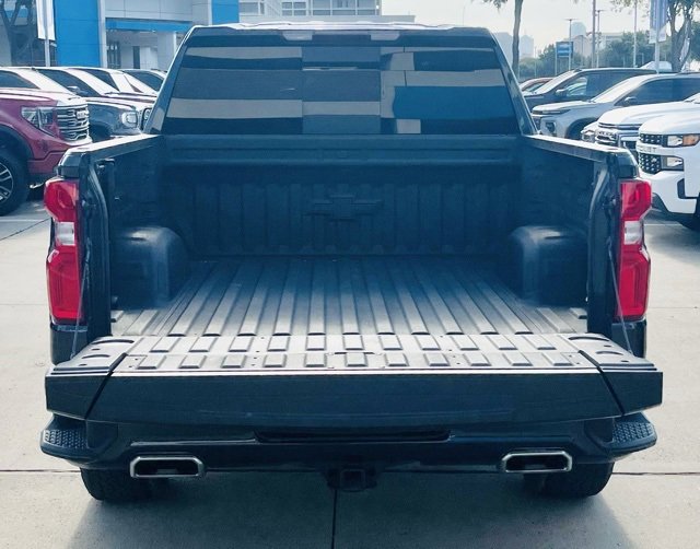 2024 Chevrolet Silverado 1500 RST photo 3