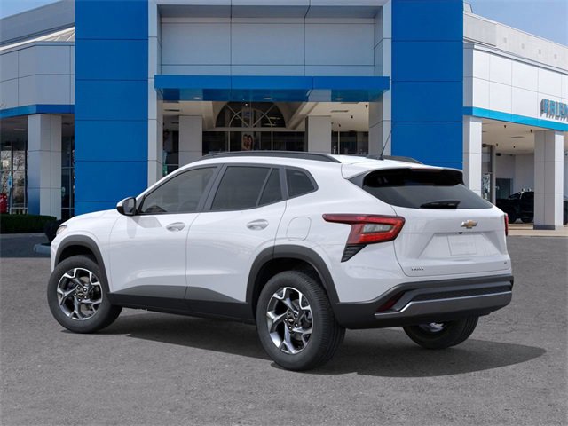 2026 Chevrolet Trax LT photo 3