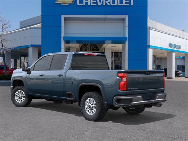 2026 Chevrolet Silverado 2500HD LT photo 3