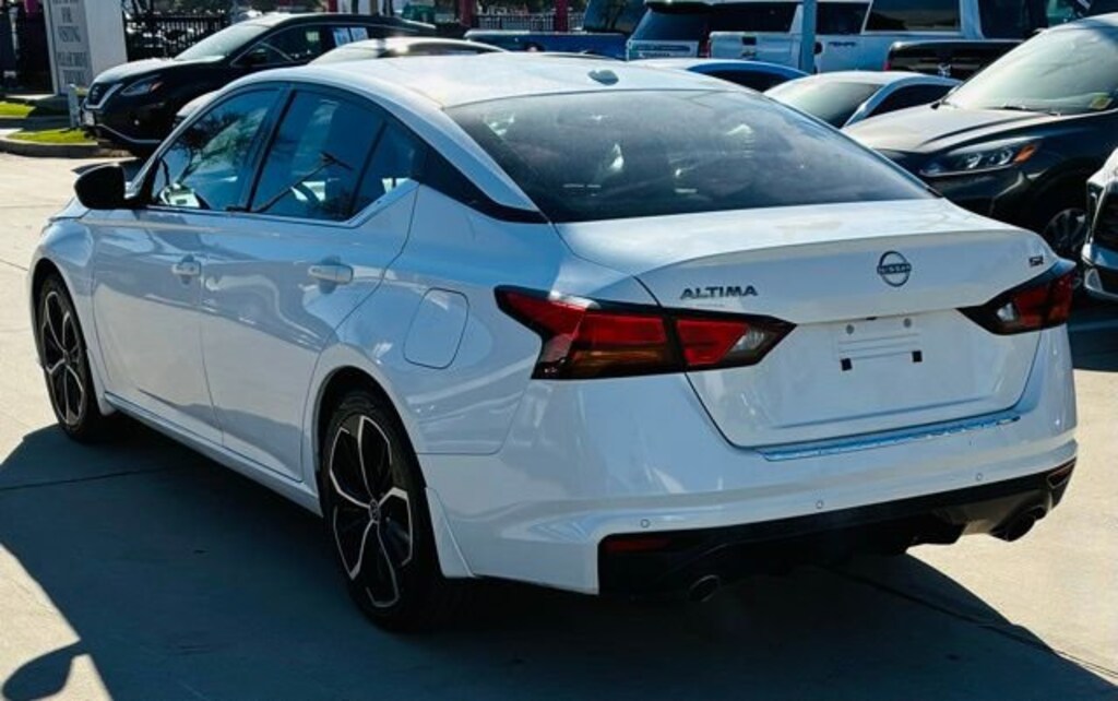 Used 2023 Nissan Altima 2.5 SR