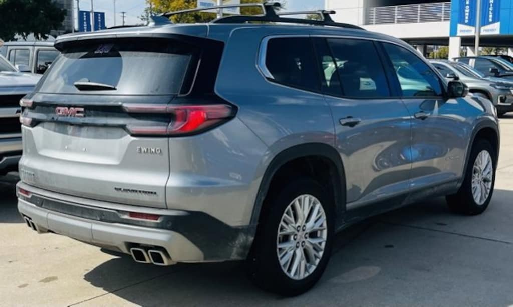 Used 2024 GMC Acadia Elevation SUV