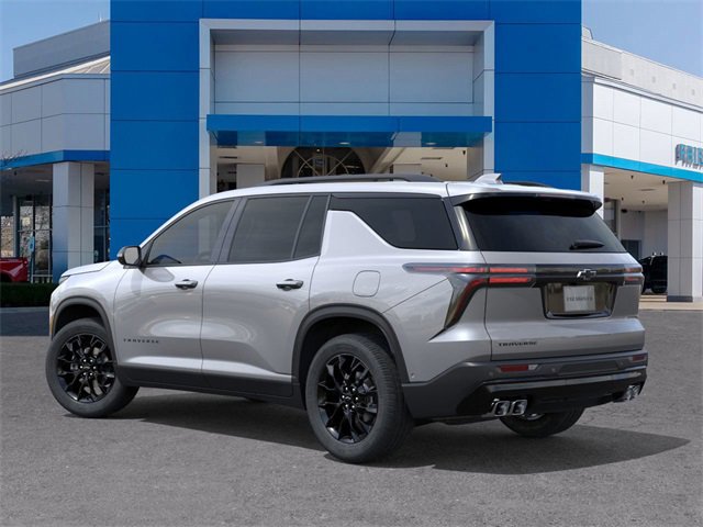 2026 Chevrolet Traverse photo 2