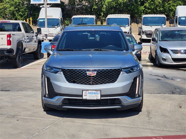 2025 Cadillac XT6 Premium Luxury photo 2