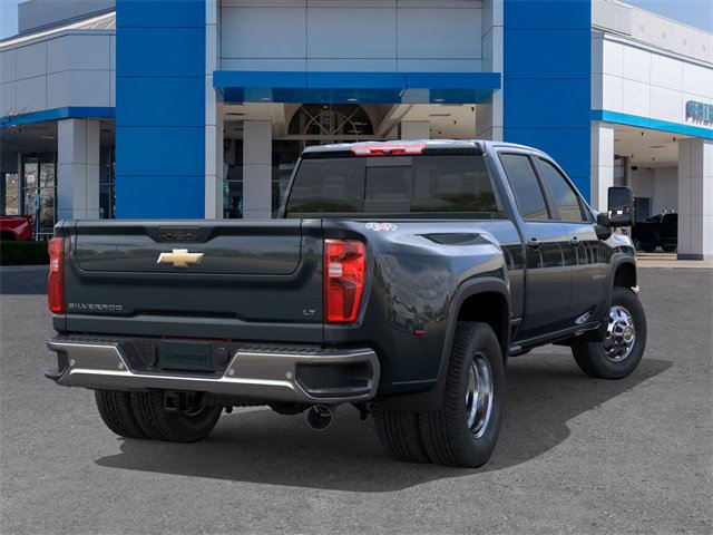 2026 Chevrolet Silverado 3500HD LT photo 4