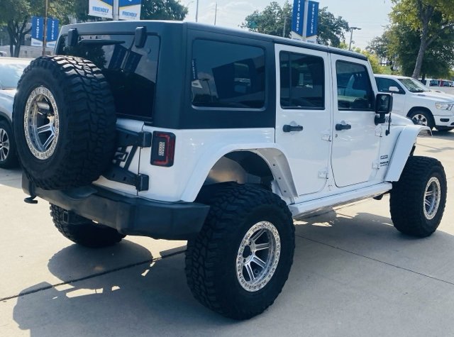 2014 Jeep Wrangler Unlimited Sport photo 2