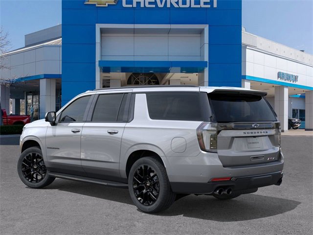 2026 Chevrolet Suburban RST photo 2