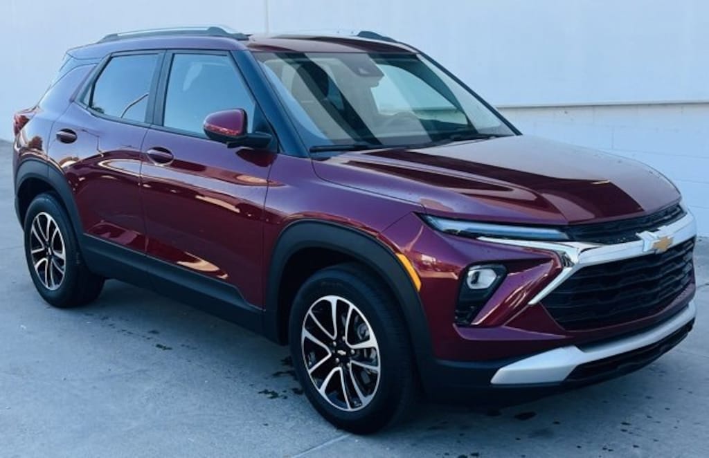 Used 2025 Chevrolet Trailblazer LT SUV