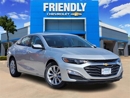 2022 Chevrolet Malibu LT Car
