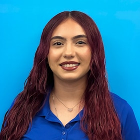 Staff member Naomi Gomez from ID_afa4a4ac3af7